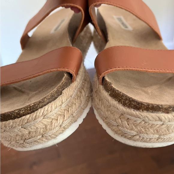 Steve Madden Tan Espadrille Platform Shoes - Picture 5 of 5